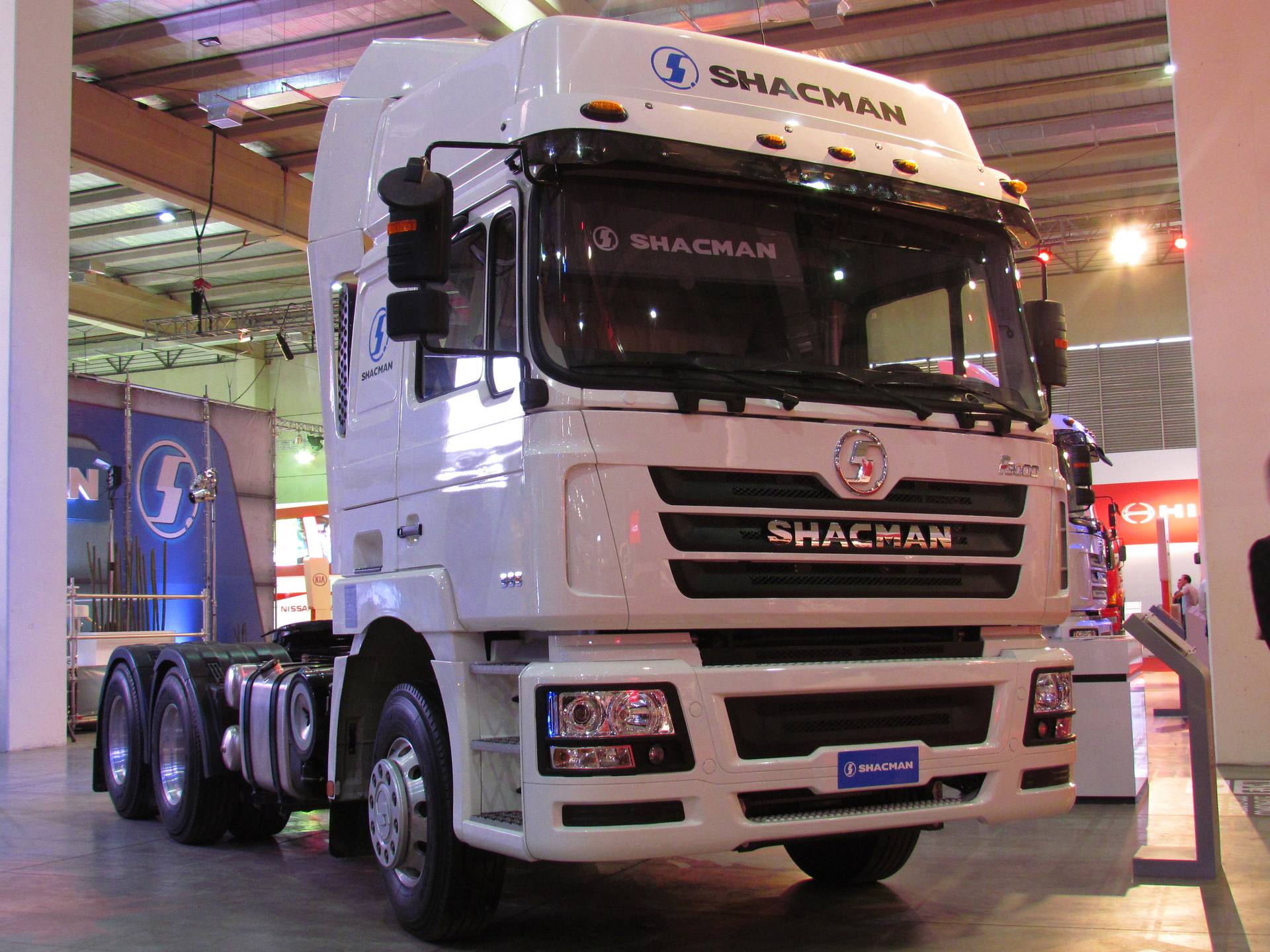 Camion tracteur SHACMAN F3000
